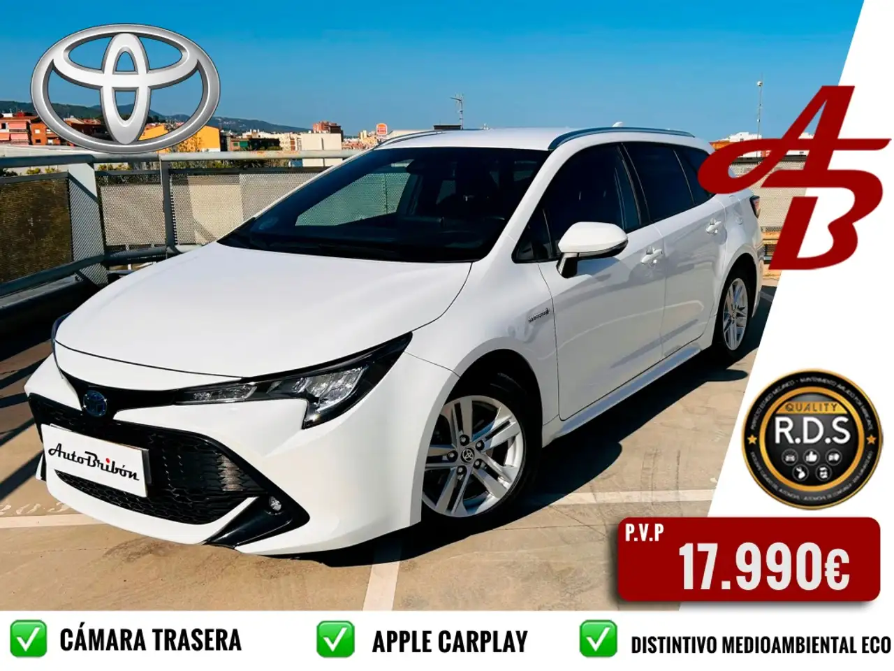 Renting Toyota Corolla Touring Sports 125H Style Blanco