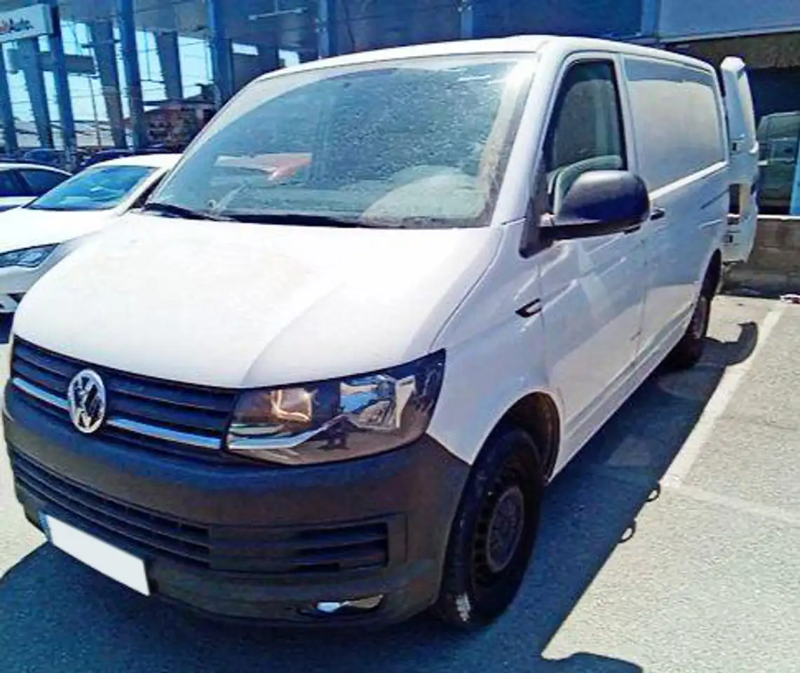 Renting Volkswagen Transporter Furgón 2.0TDI SCR BMT 62kW Blanco