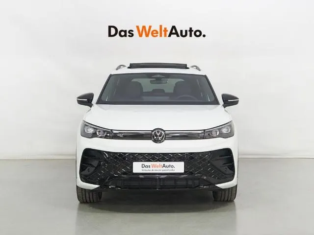 Renting Volkswagen Tiguan R-Line 2.0 TDI 4Motion 142 kW (193 CV) DSG Ocasión