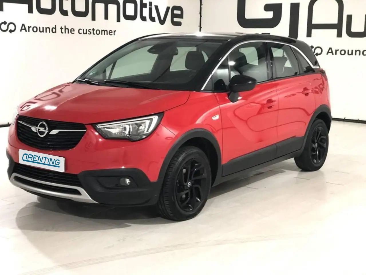 Renting Opel Crossland X 1.2T S&S Innovation 130 Rojo