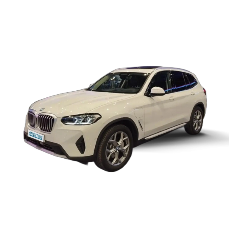 Renting BMW X3 xDrive 30e xLine Blanco 5