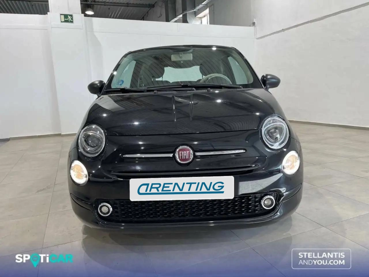 Renting Fiat 500C 1.0 Hybrid Dolcevita 52kW Negro 2