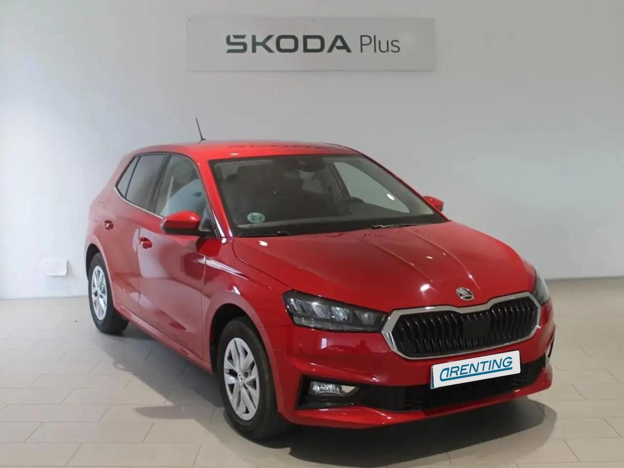 Renting Skoda Fabia 1.0 MPI Ambition 59kW Rojo