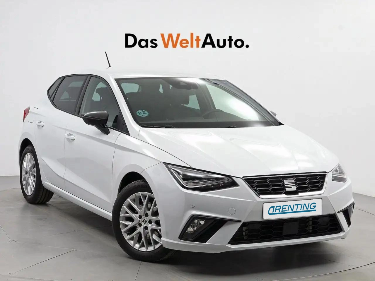 Renting SEAT Ibiza 1.0 TSI 81kW (110CV) FR XL Blanco 2