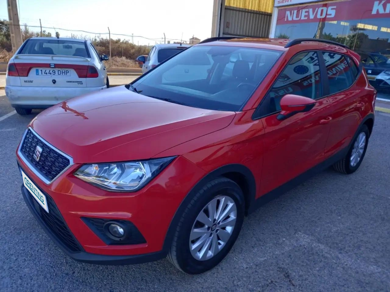 Renting SEAT Arona 1.0 TSI Ecomotive S&S Style 110 Rojo