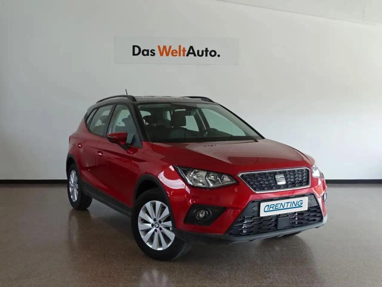 Renting SEAT Arona 1.0 TSI Ecomotive S&S Style 115 Rojo