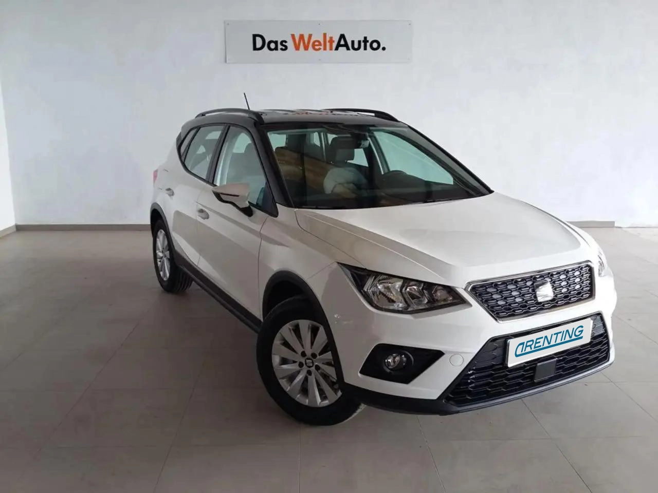 Renting SEAT Arona 1.0 TSI Ecomotive S&S Style 95 Blanco 8