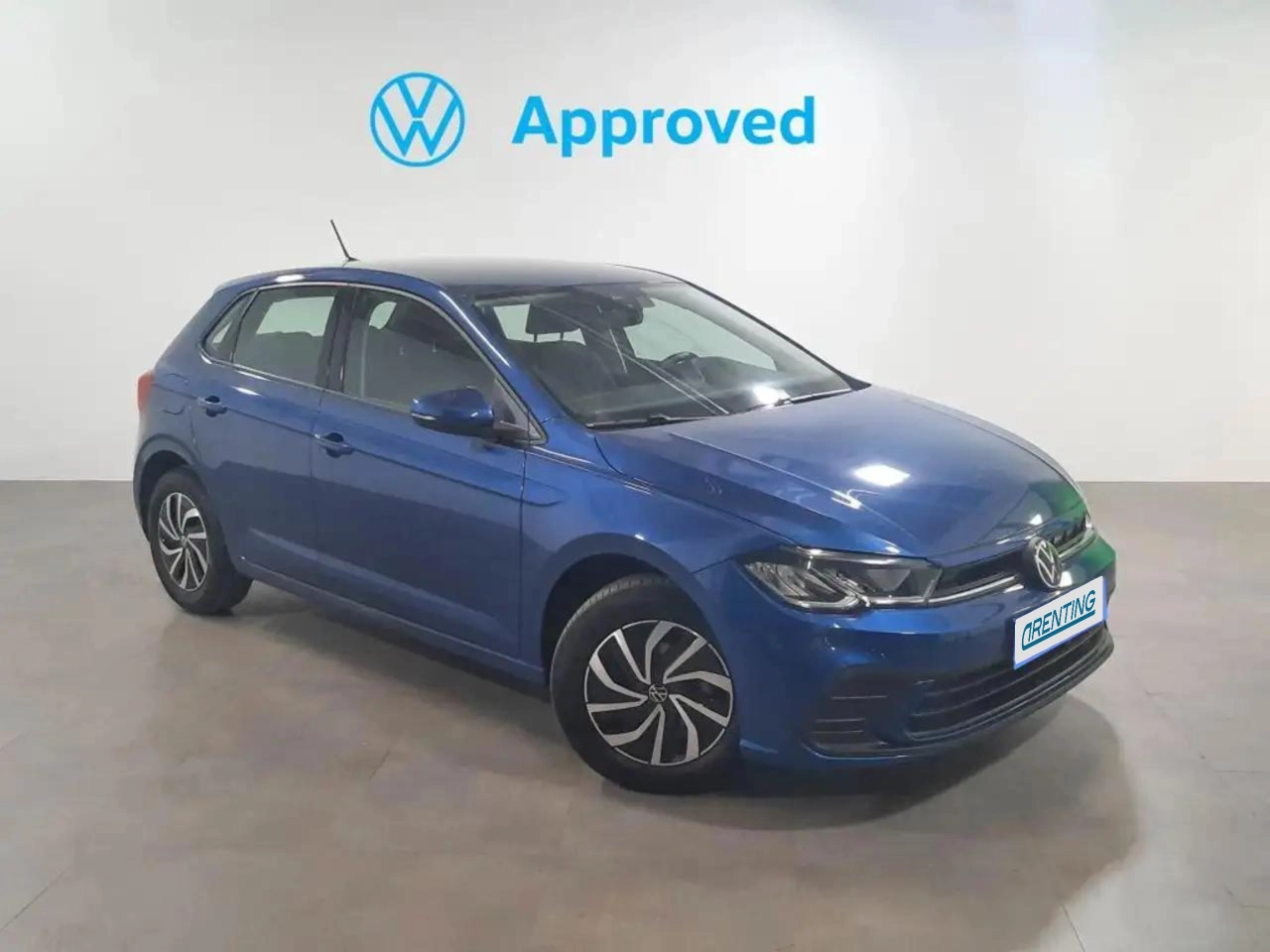 Renting Volkswagen Polo 1.0 TSI Life DSG 70kW Azul 1