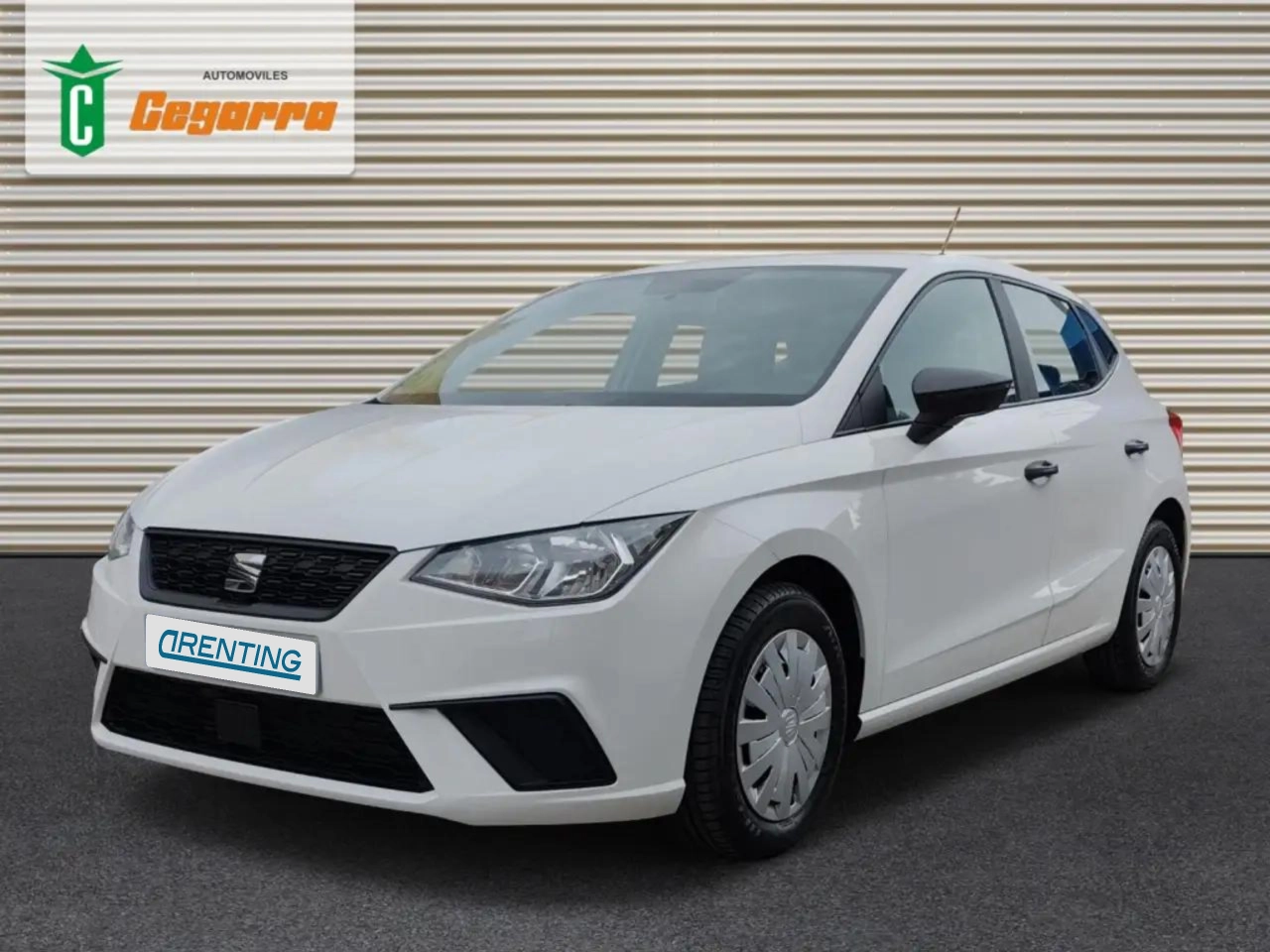 Renting SEAT Ibiza 1.0 TSI S&S Style 95 Blanco 4