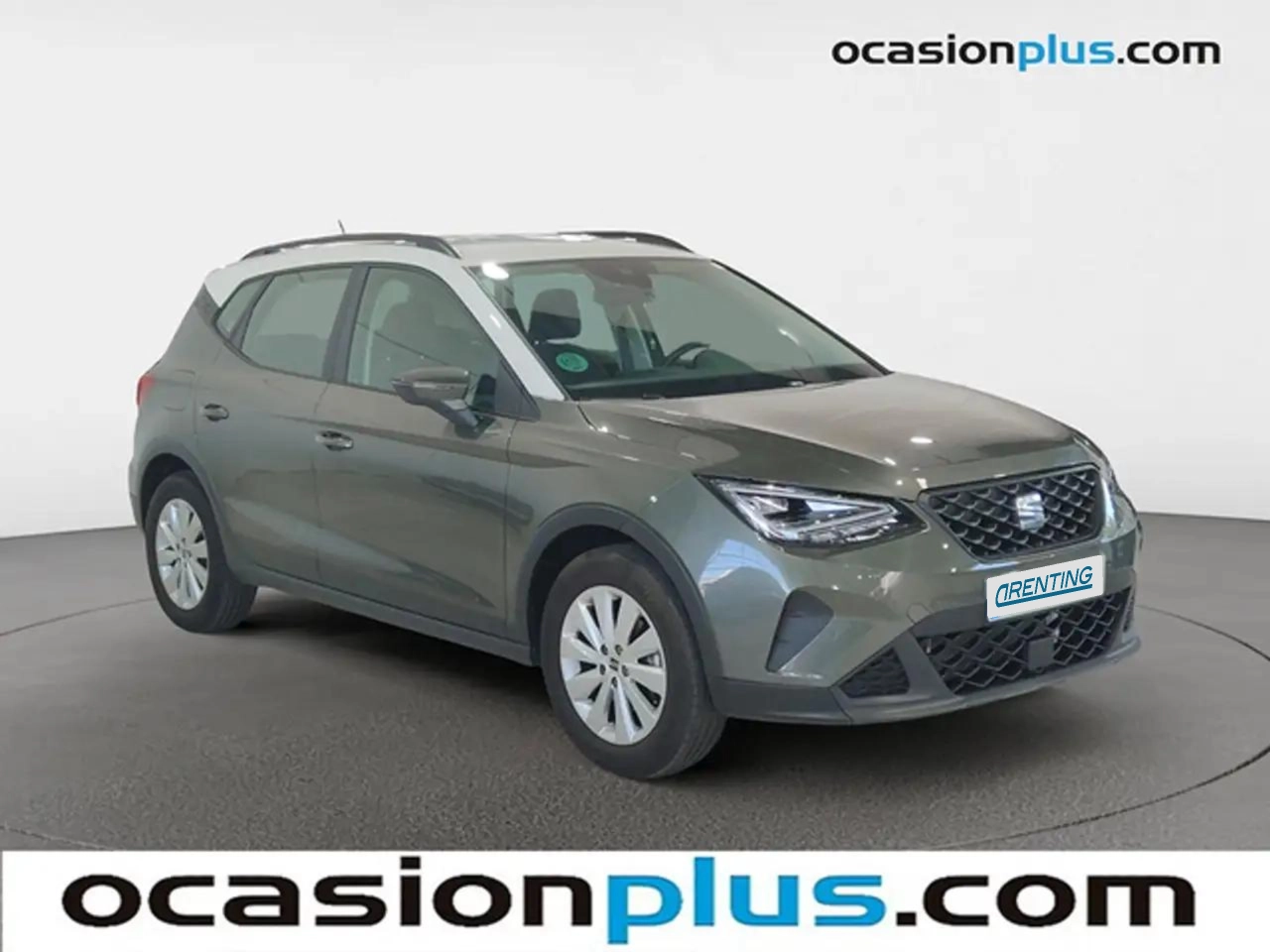 Renting SEAT Arona 1.0 TSI S&S Style XM 110 Gris 3 1