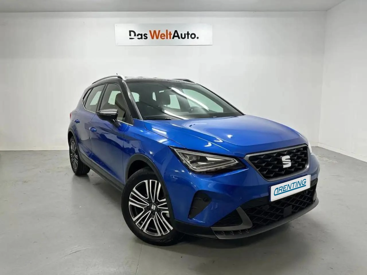 Renting SEAT Arona 1.0 TSI S&S Xperience XS 110 Azul