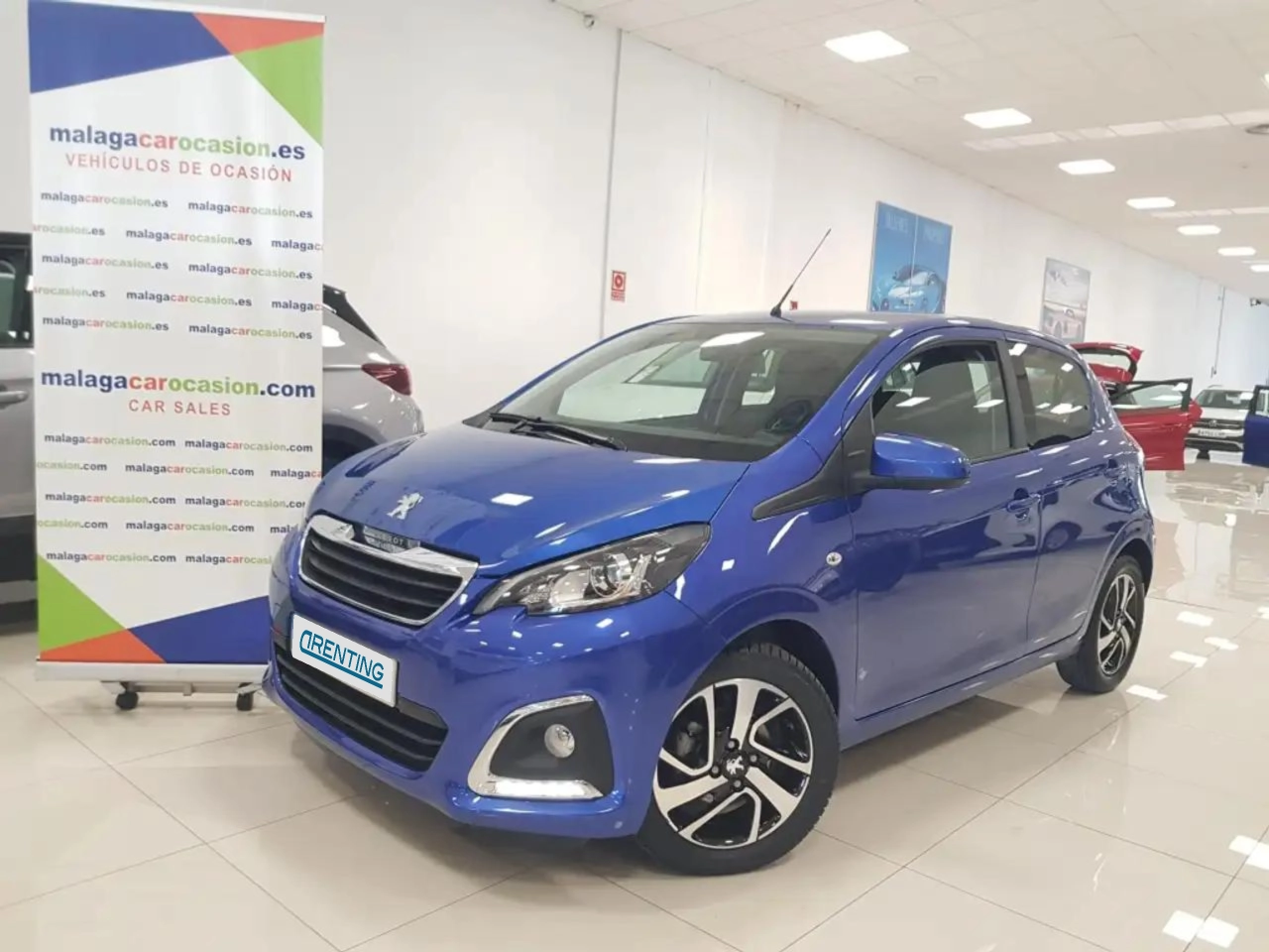 Renting Peugeot 108 1.0 VTi S&S Allure 72 Azul