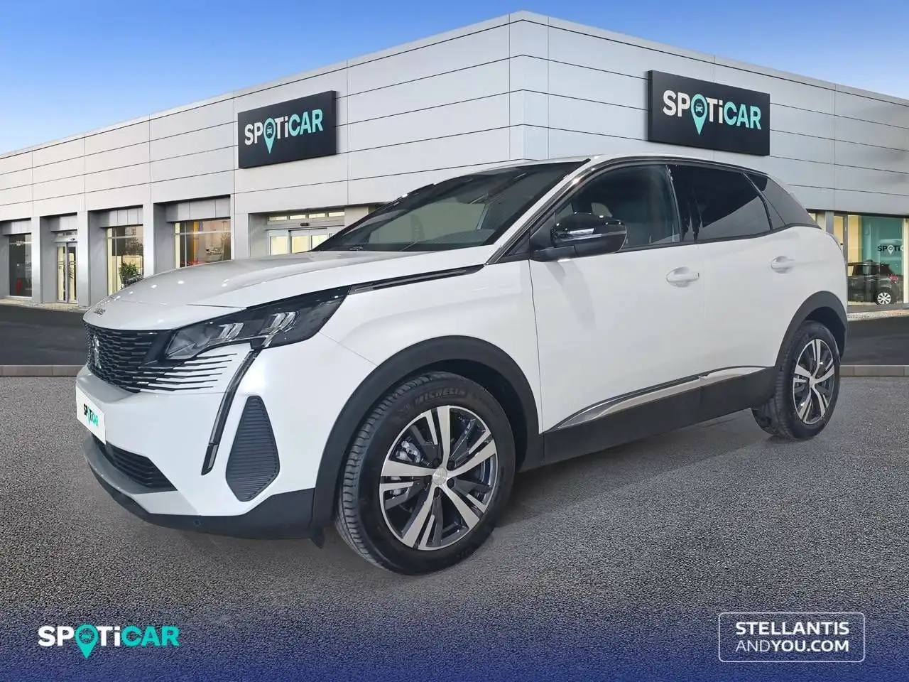 Renting Peugeot 3008 1.2 100KW  eDCS6 Allure Pack Blanco