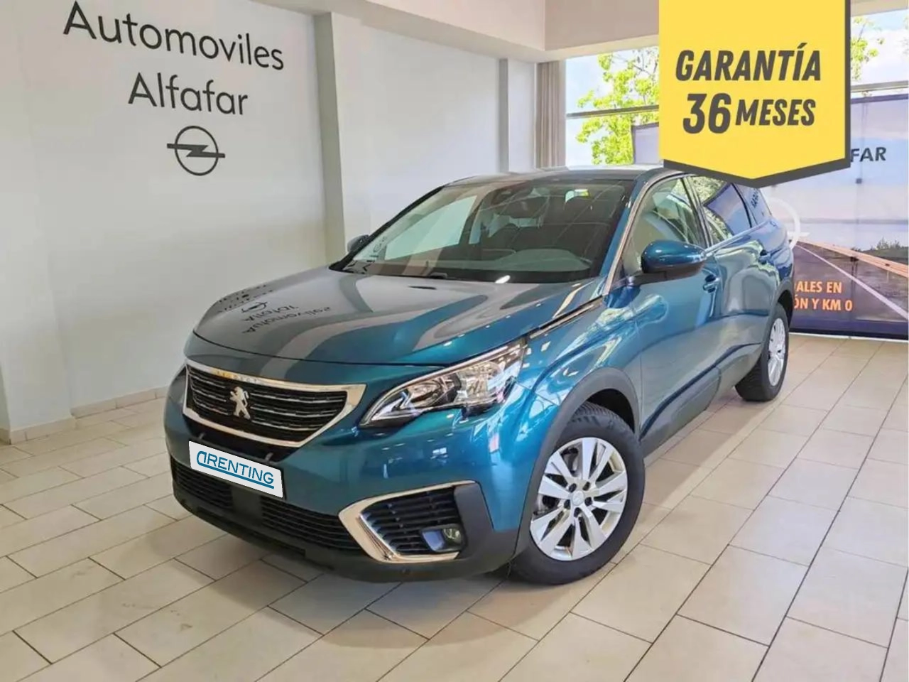 Renting Peugeot 5008 1.2 PureTech S&S Access 130 Verde