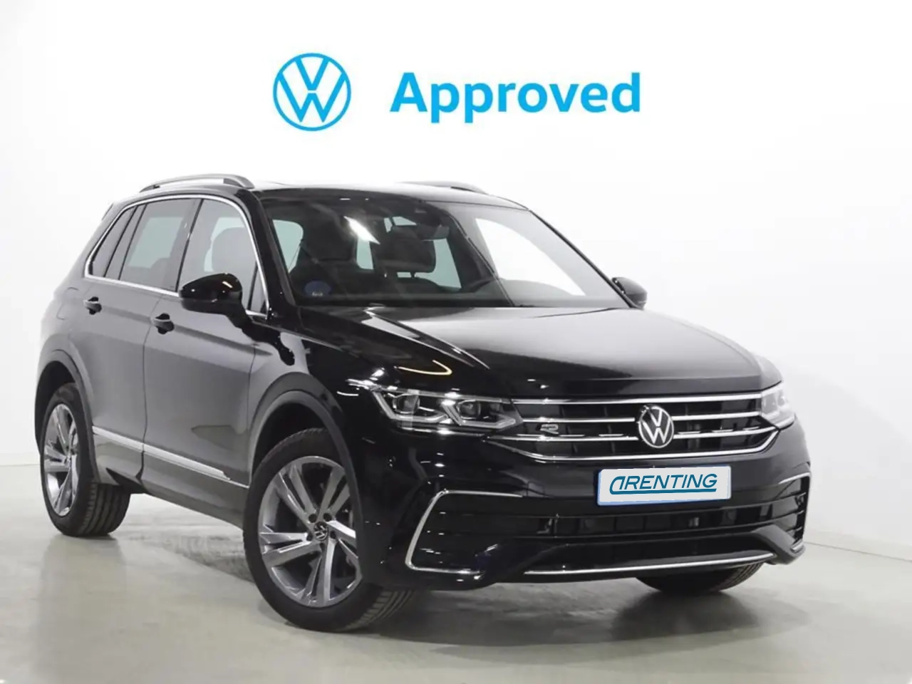 Renting Volkswagen Tiguan 1.4 eHibrid R-Line 180kW Negro 1