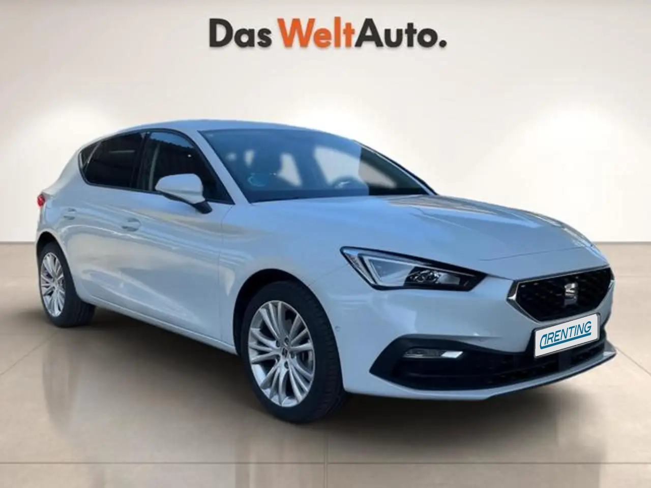 Renting SEAT Leon 1.5 eTSI DSG-7 S&S Style Special Edition 150 Blanco