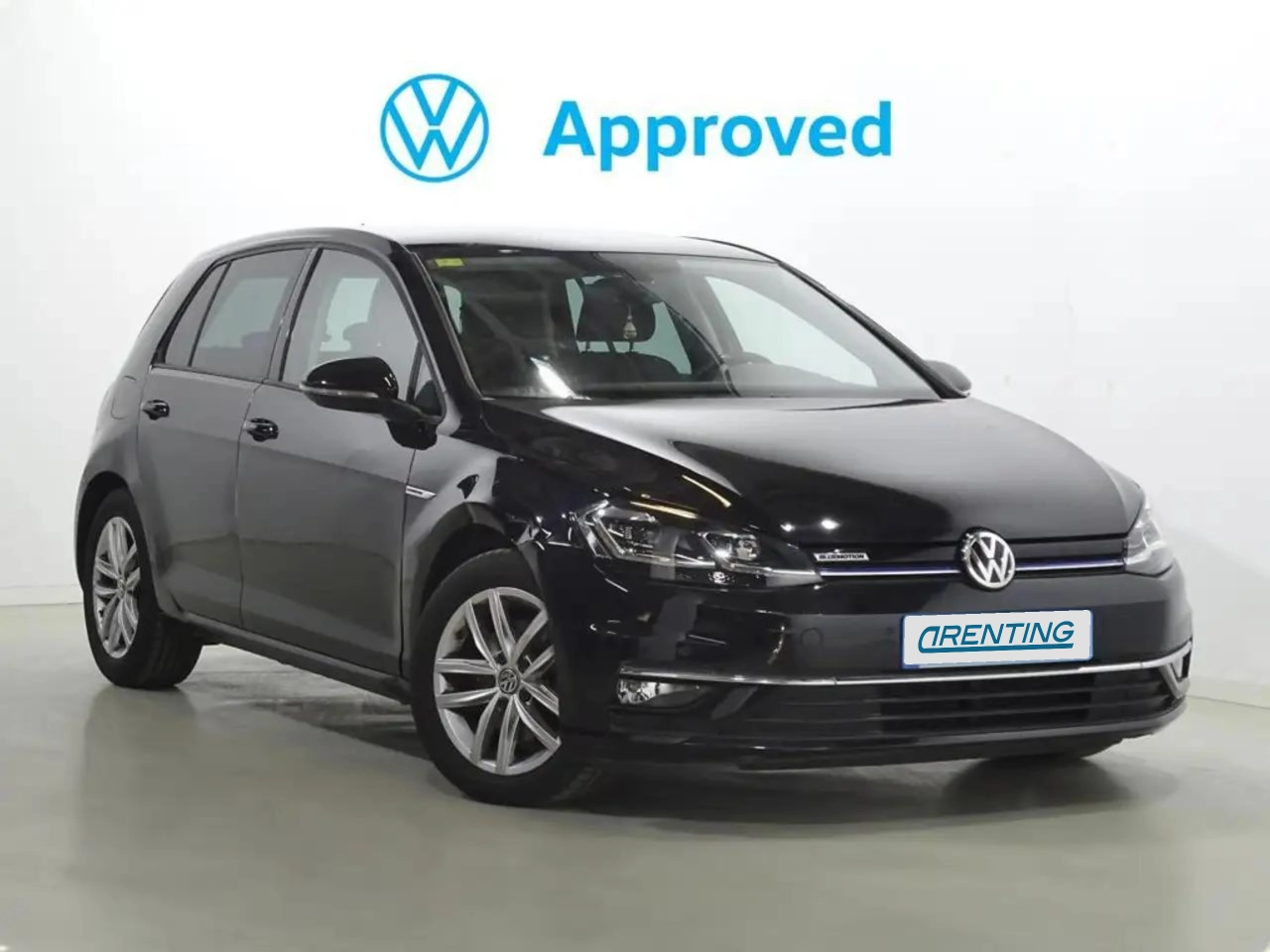 Renting Volkswagen Golf 1.5 TSI Evo BM Advance 96kW Negro 1