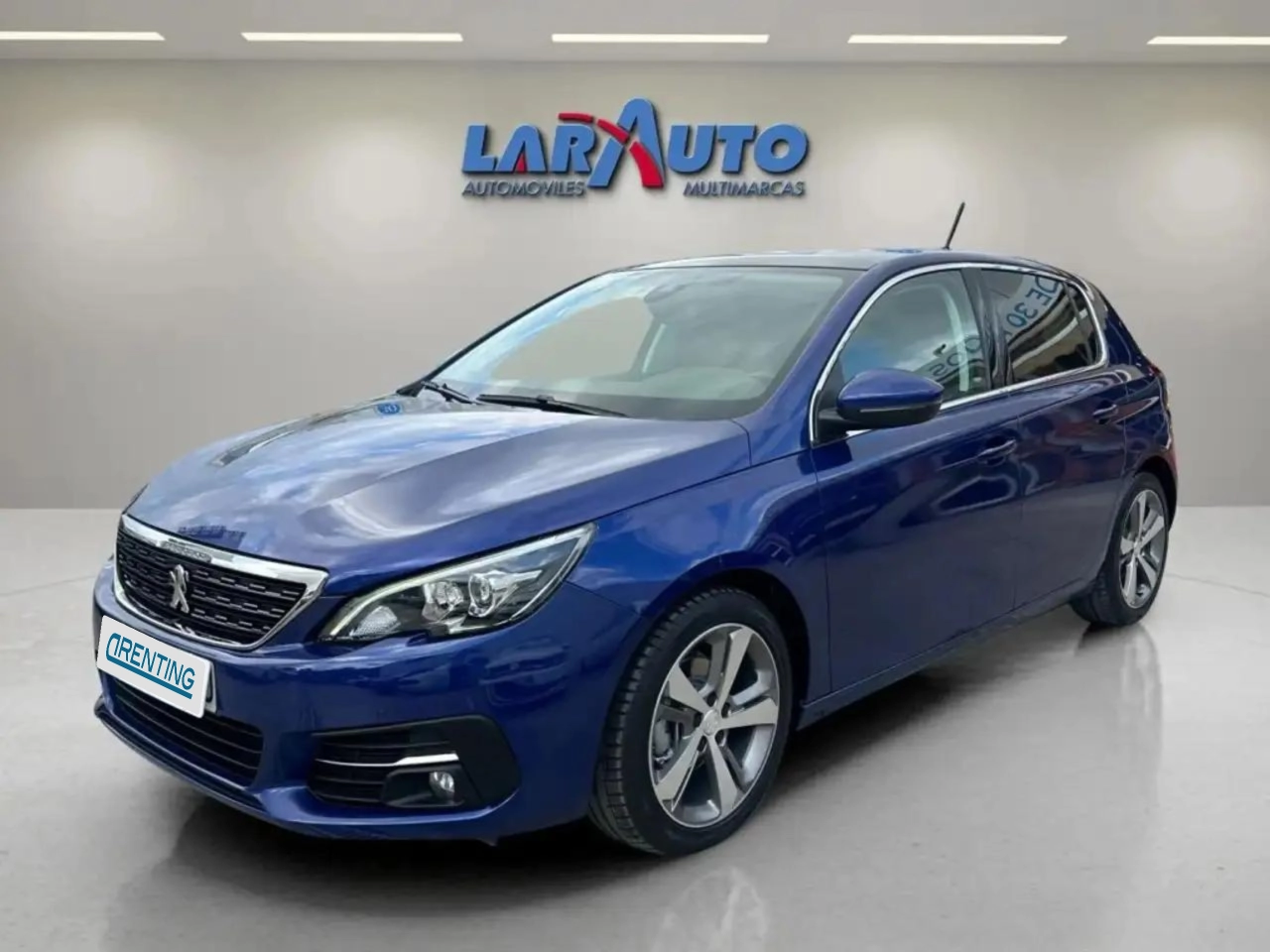 Renting Peugeot 308 1.5BlueHDi S&S Allure EAT6 130 Azul