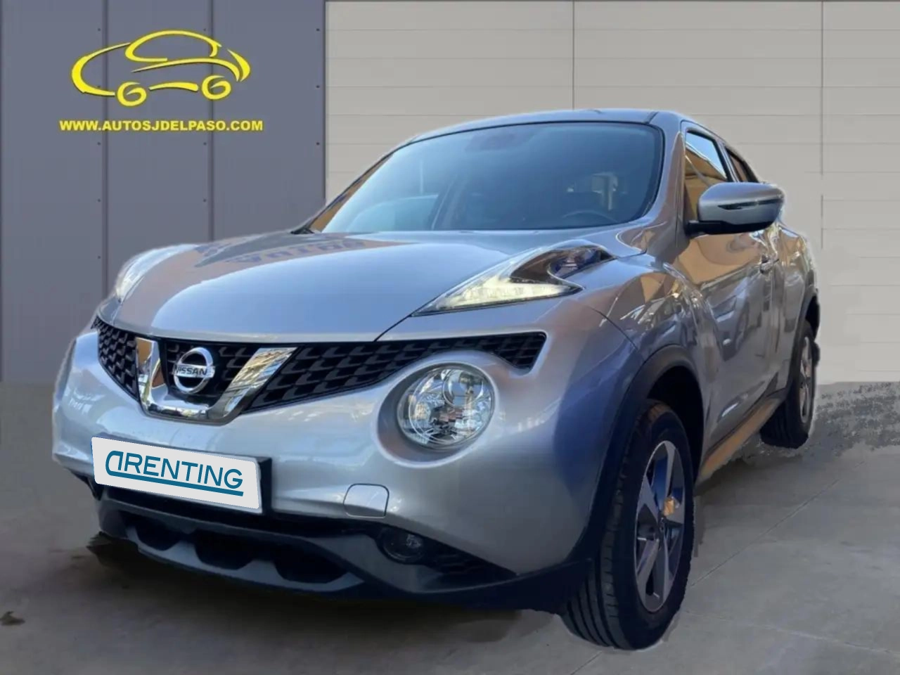 Renting Nissan Juke 1.6 Acenta 4×2 112 Gris