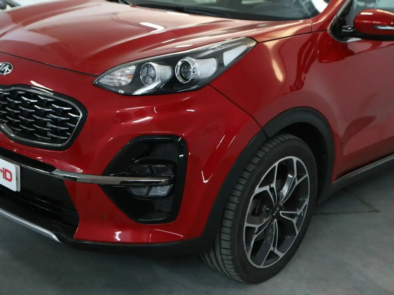 Renting Kia Sportage 1.6 CRDi 100kW GT Line Essential DCT 4×2 Rojo