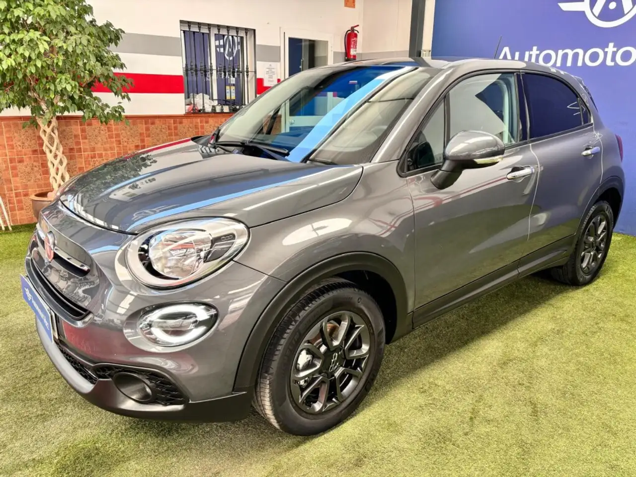 Renting Fiat 500X 1.6Mjt S&S Connect 97kW Plateado