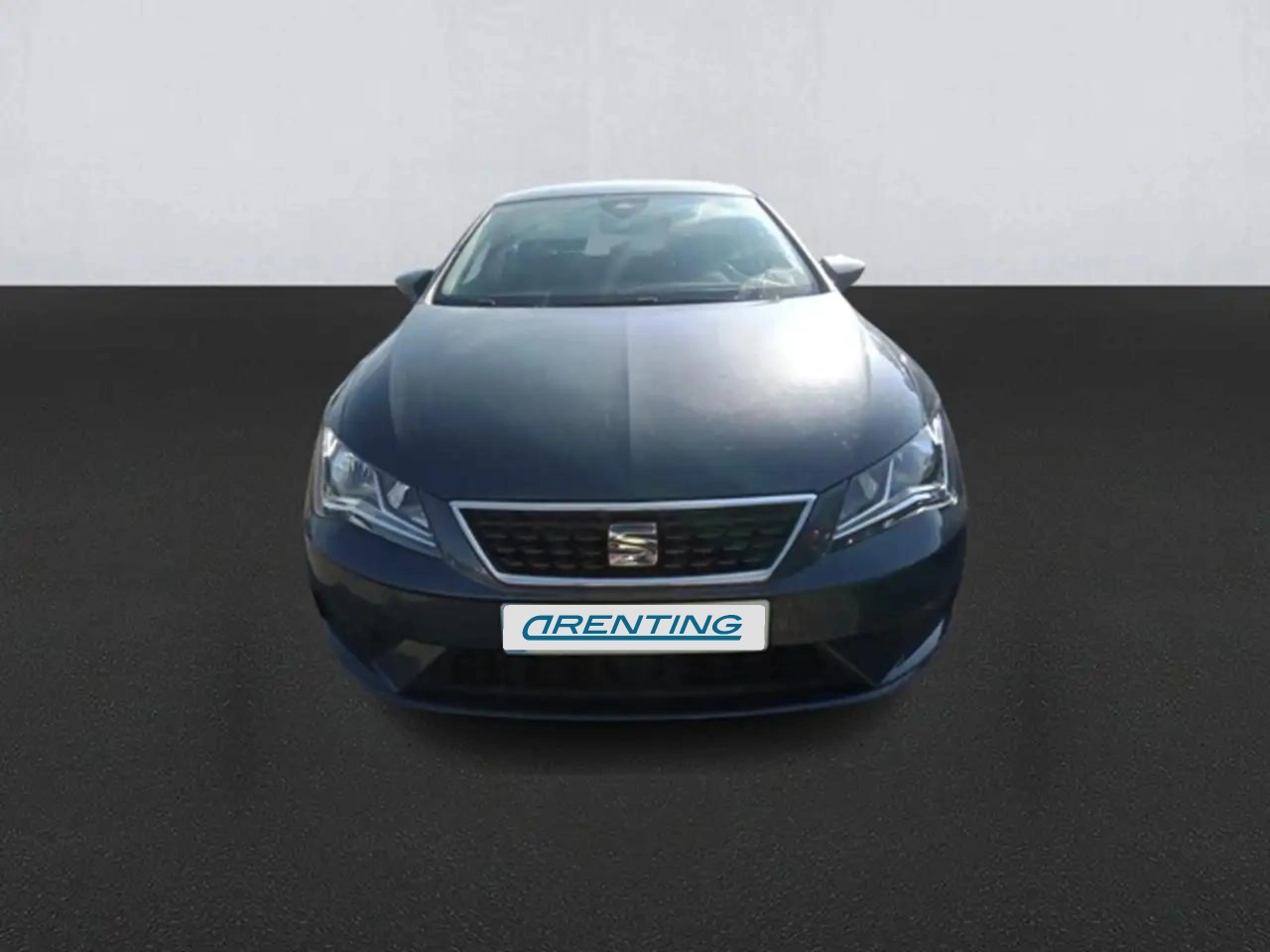 Renting SEAT Leon 1.6TDI CR S&S Style 115 Gris