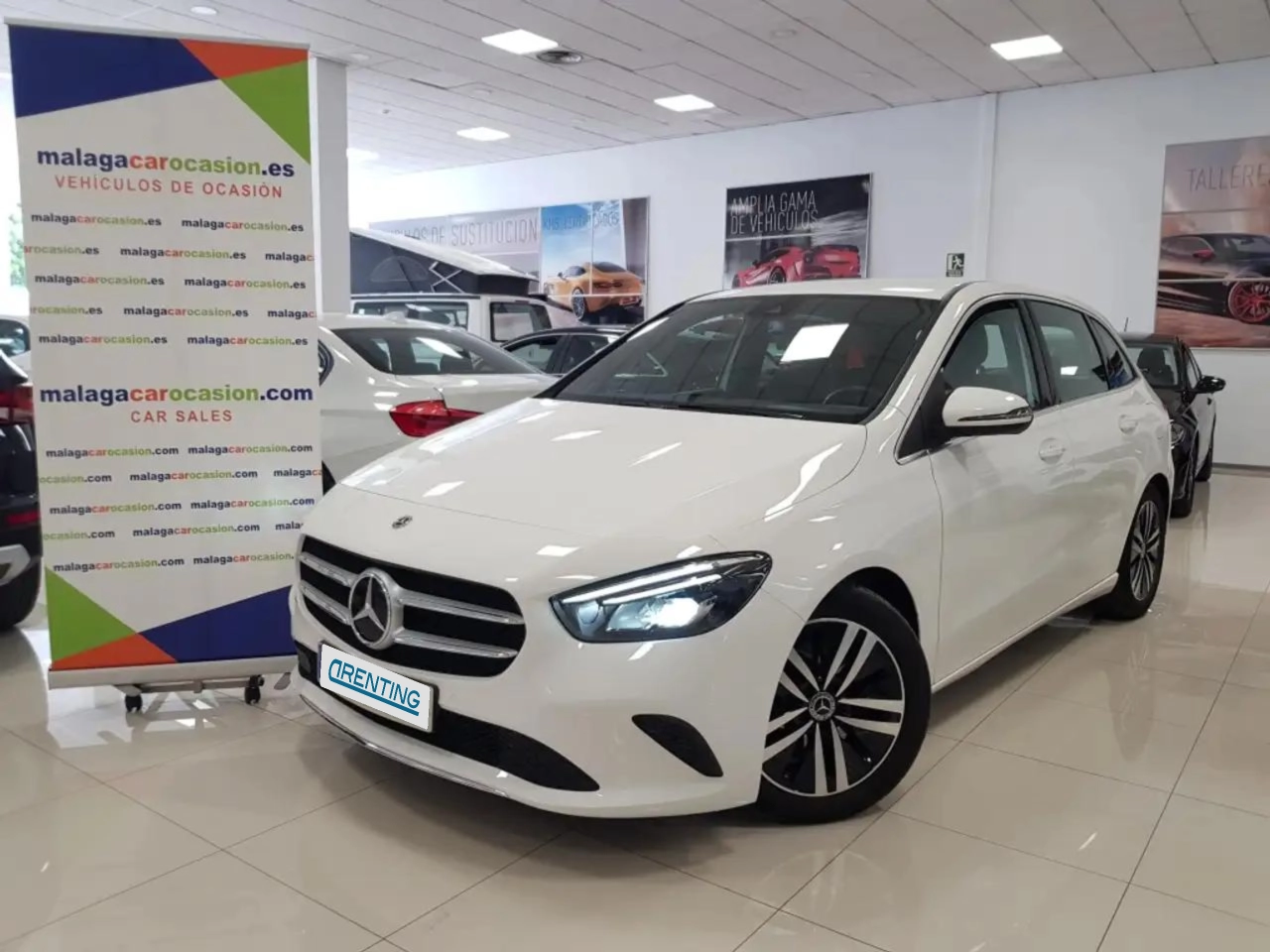 Renting Mercedes-Benz B 180 180d 8G-DCT Blanco