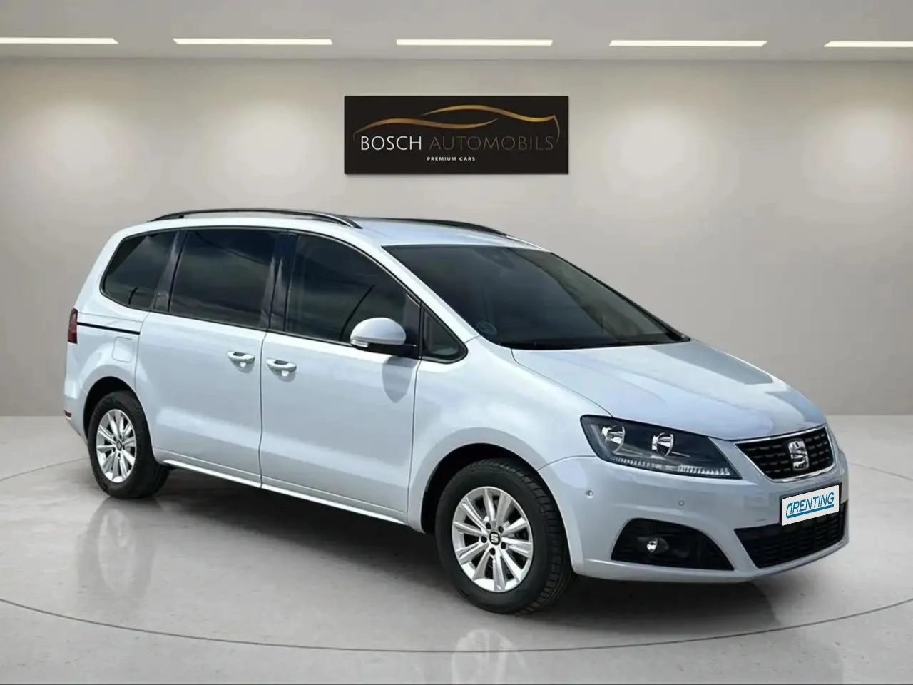 Renting SEAT Alhambra 2.0 TSI S&S Style Advance DSG Blanco