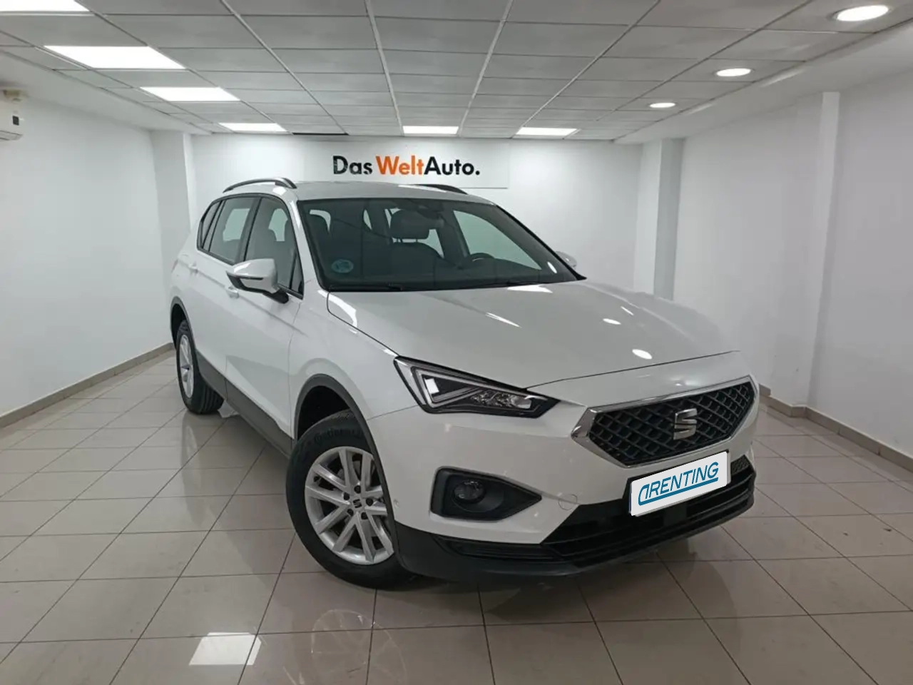 Renting SEAT Tarraco 2.0TDI S&S Style DSG-7 150 Blanco 1