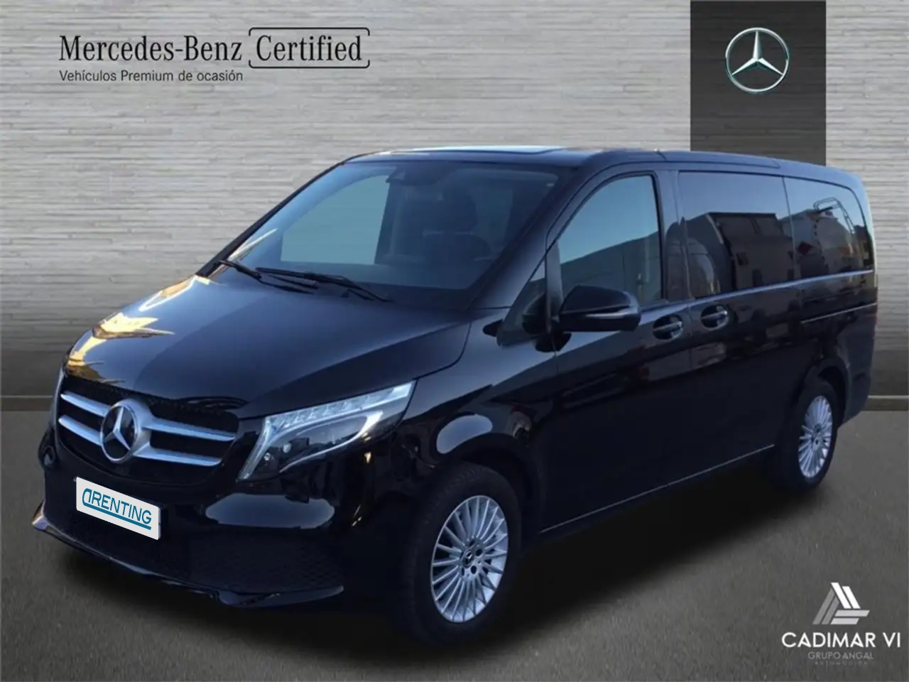 Renting Mercedes-Benz V 250 250d Largo 1