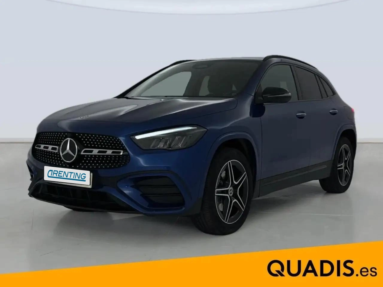 Renting Mercedes-Benz GLA 250 250e Azul 1