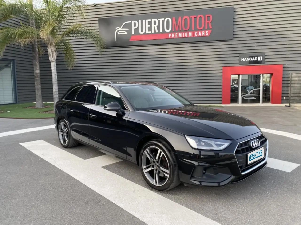 Renting Audi A4 30 TDI Advanced S tronic 100kW Negro 1