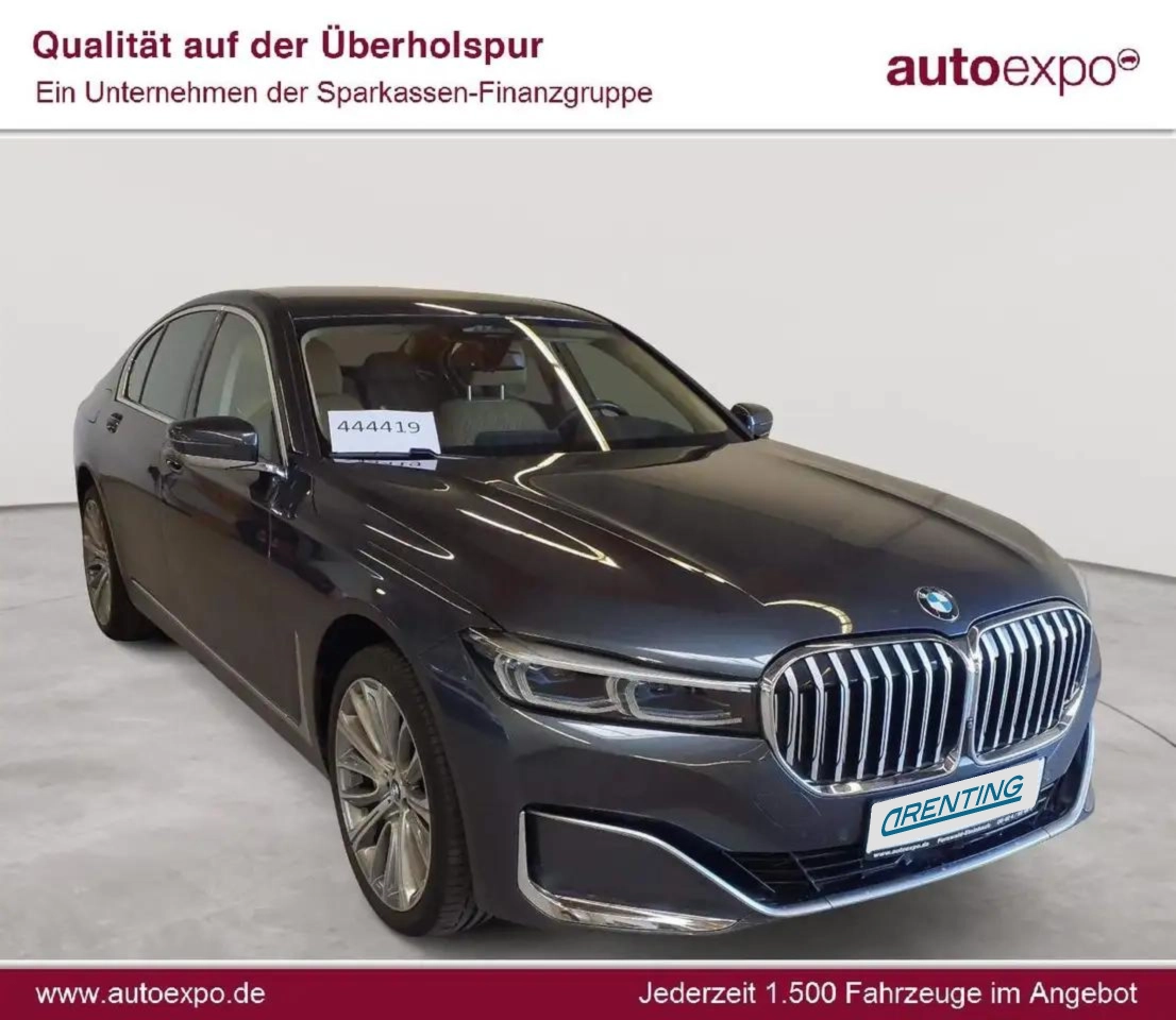 Renting BMW 740 320cv Automático de 4 Puertas