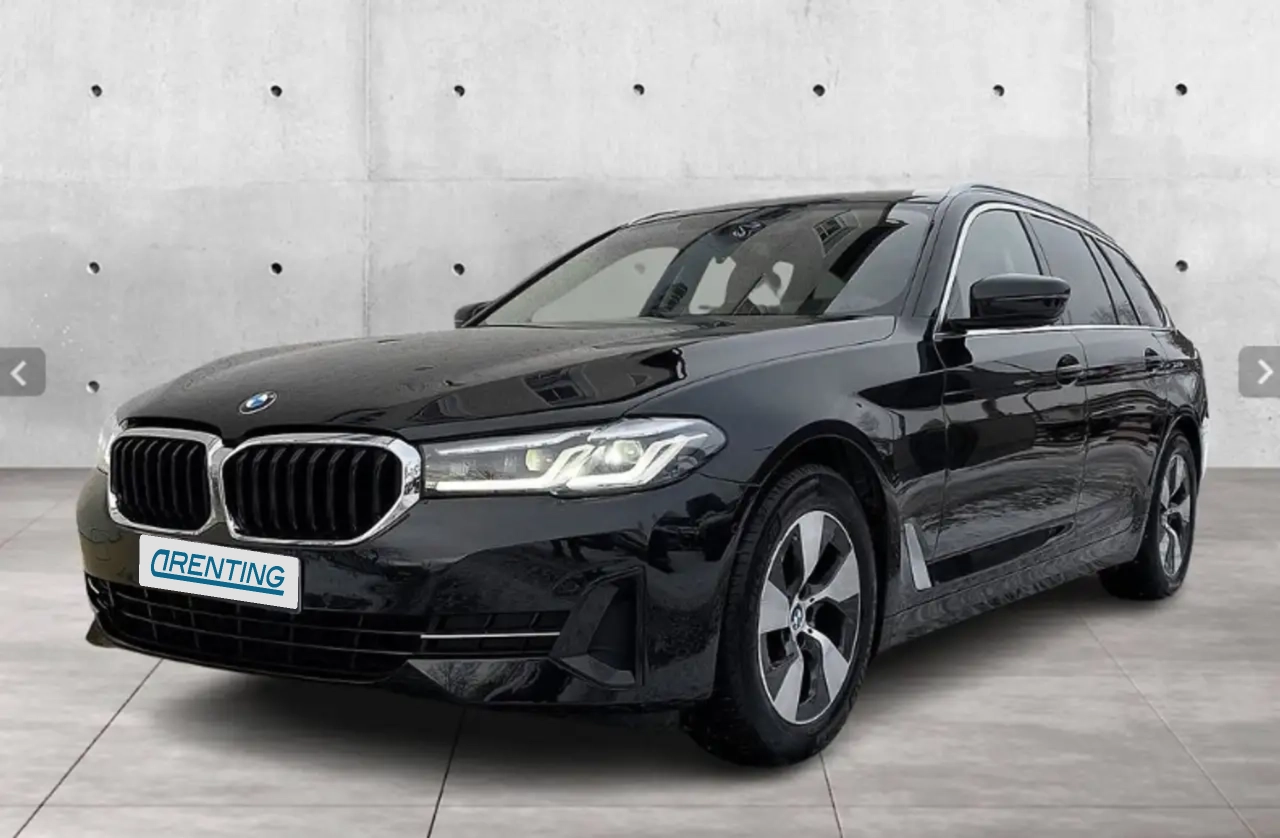 Renting BMW 520 520dA Touring Negro 4