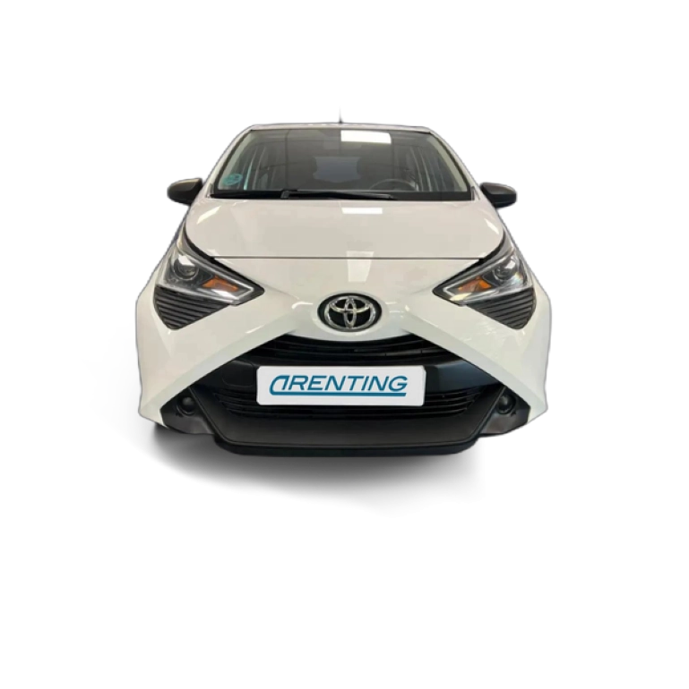 Renting Toyota Aygo 70 x-play Blanco 2