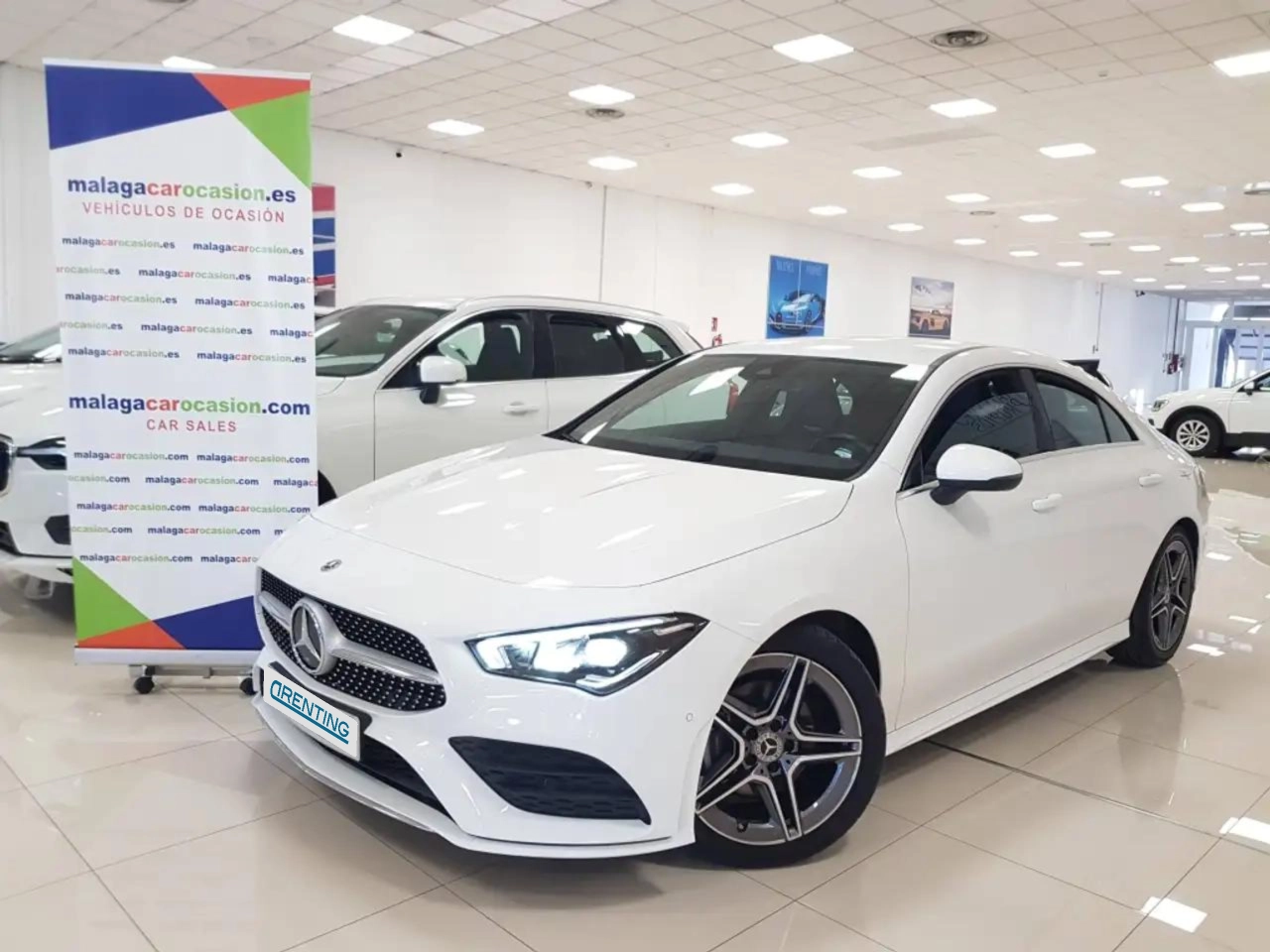 Renting Mercedes-Benz CLA 180 7G-DCT Blanco