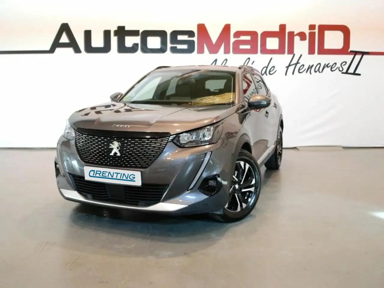 Renting Peugeot 2008 Allure BlueHDI 81kW (110CV) Gris