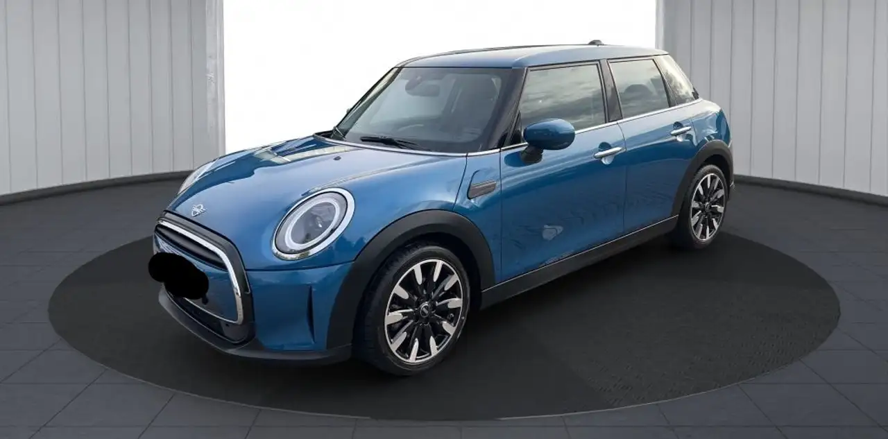 Renting MINI Cooper Aut. Azul