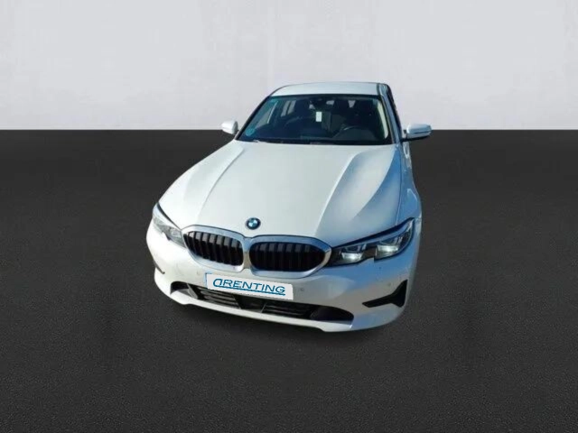 Renting BMW Serie 3 320dA Touring