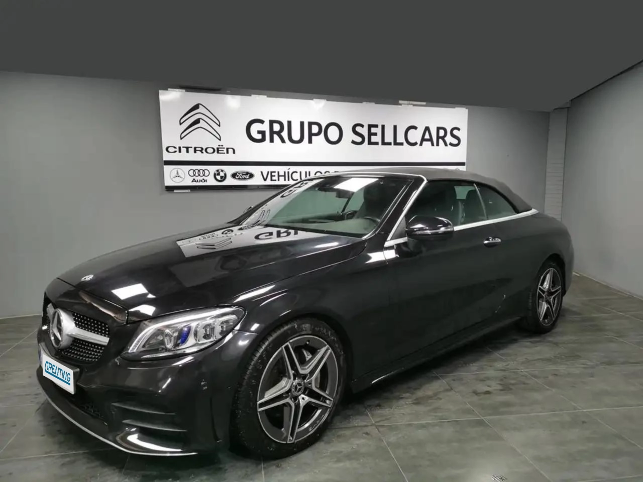 Renting Mercedes-Benz C 220 Cabrio 220d 9G-Tronic Negro