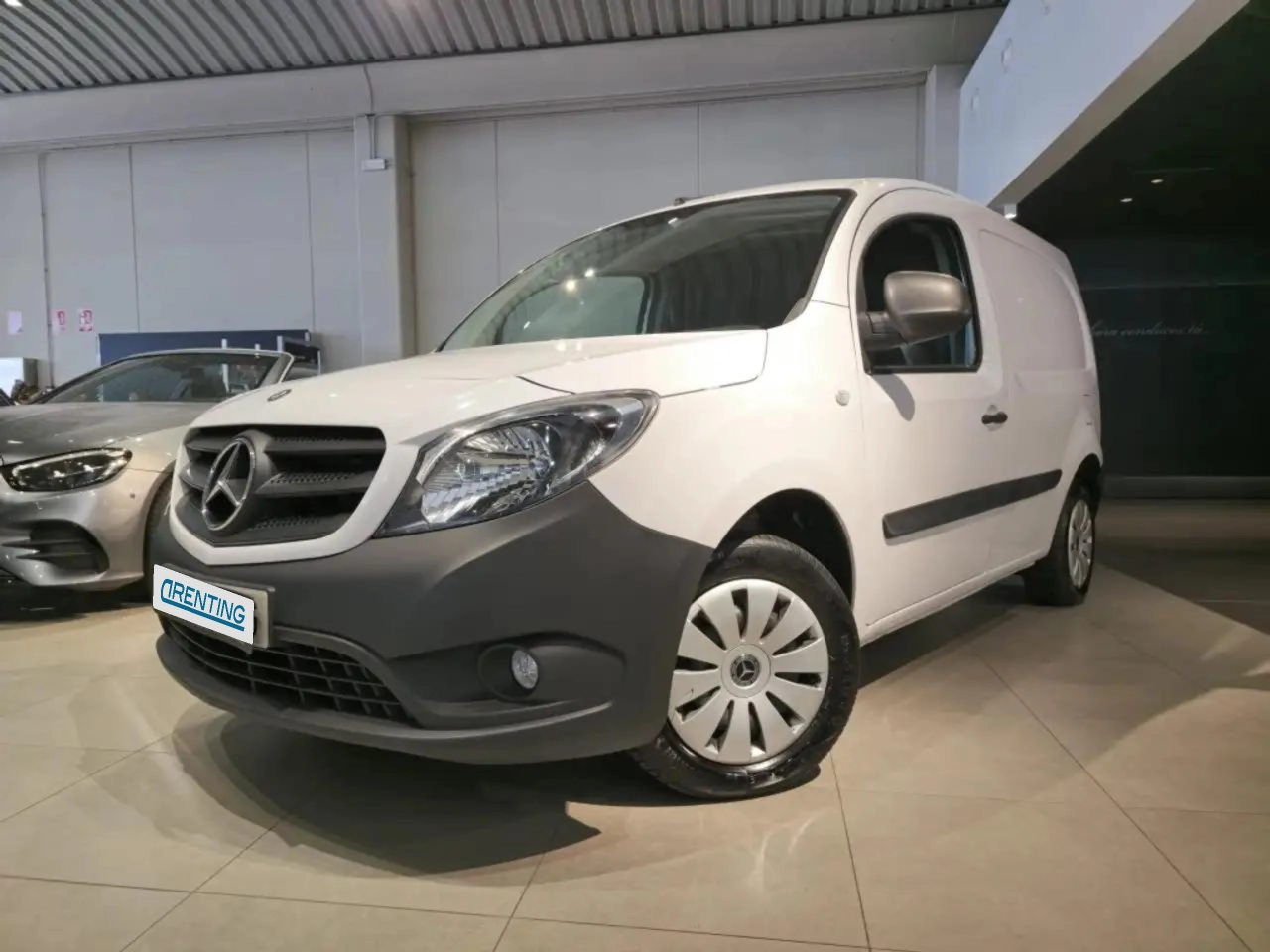 Renting Mercedes-Benz Citan N1 Furgón 109CDI BE Largo Blanco 2