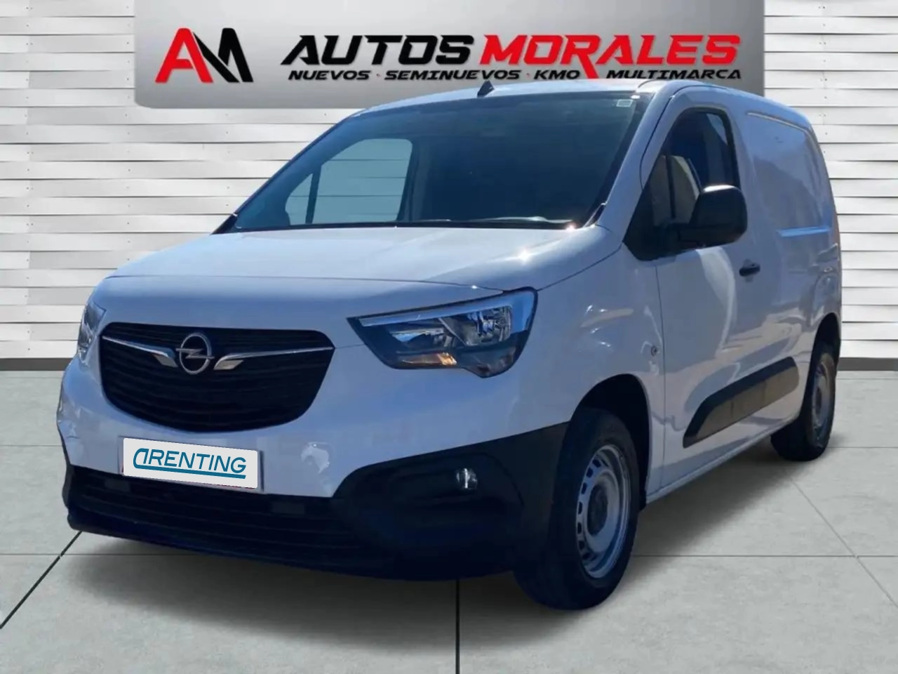 Renting Opel Combo N1 Cargo 1.5TD S&S L 650 Express 100 Blanco 1