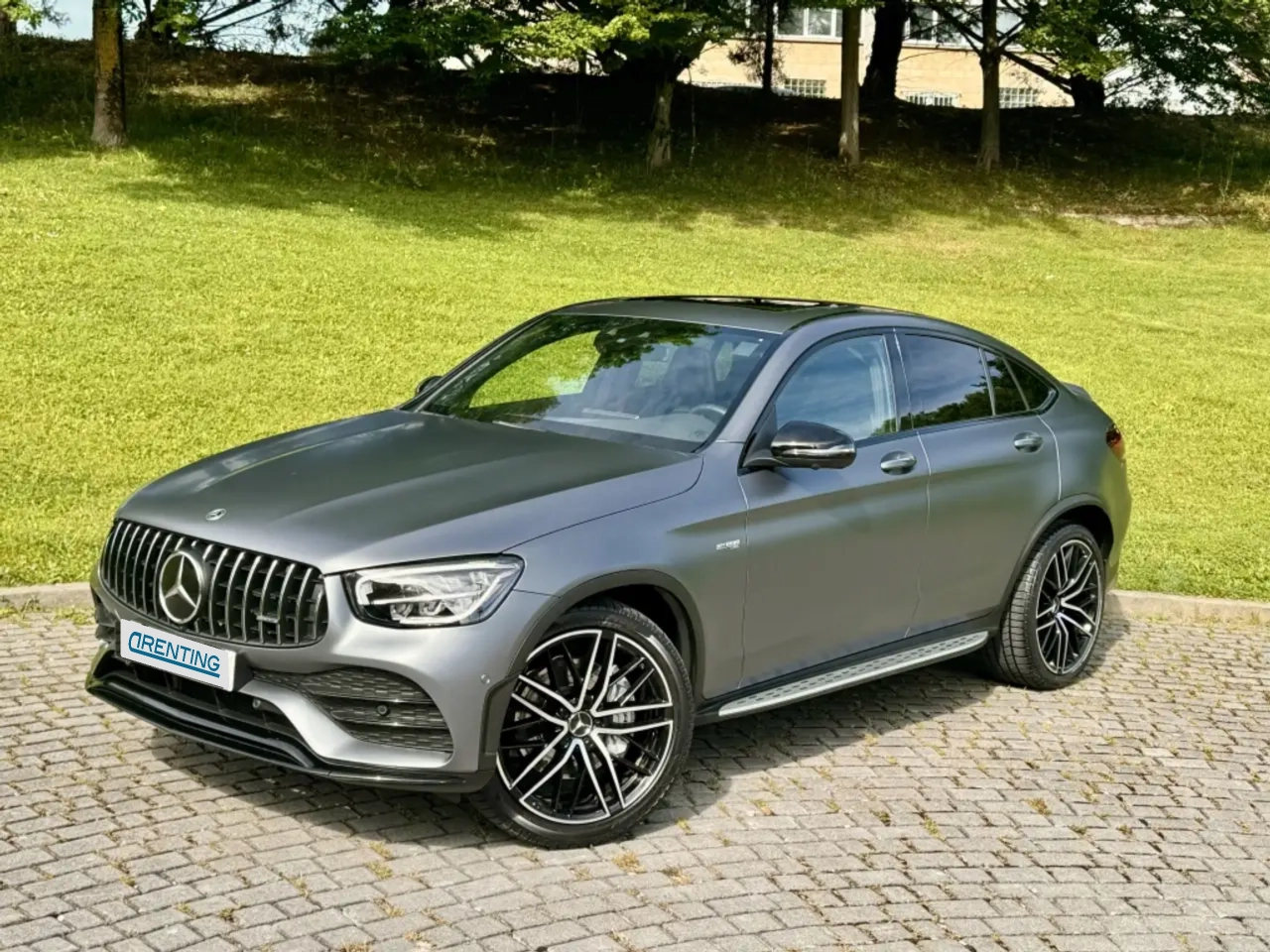 Renting Mercedes-Benz GLC 43 AMG Coupé 4Matic Speedshift TCT 9G Gris