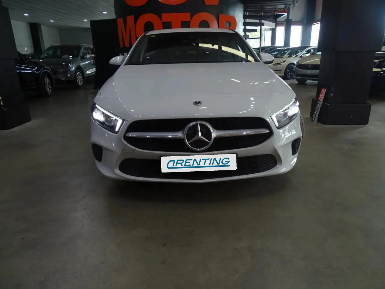 Renting Mercedes-Benz A 180 d Blanco