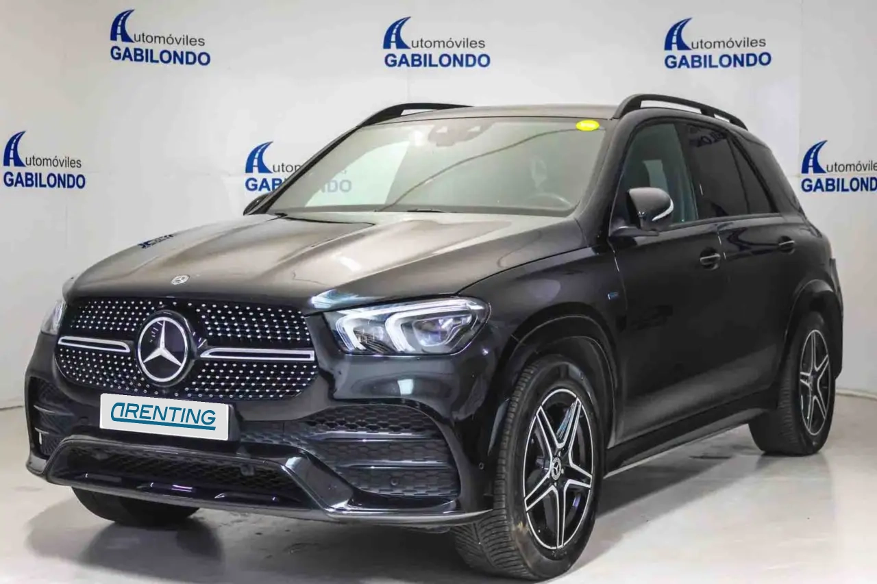 Renting Mercedes-Benz GLE 350 de 4MATIC (Híbrido Enchufable) Negro