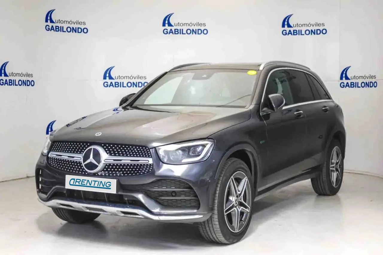 Renting Mercedes-Benz GLC 300 e 4MATIC