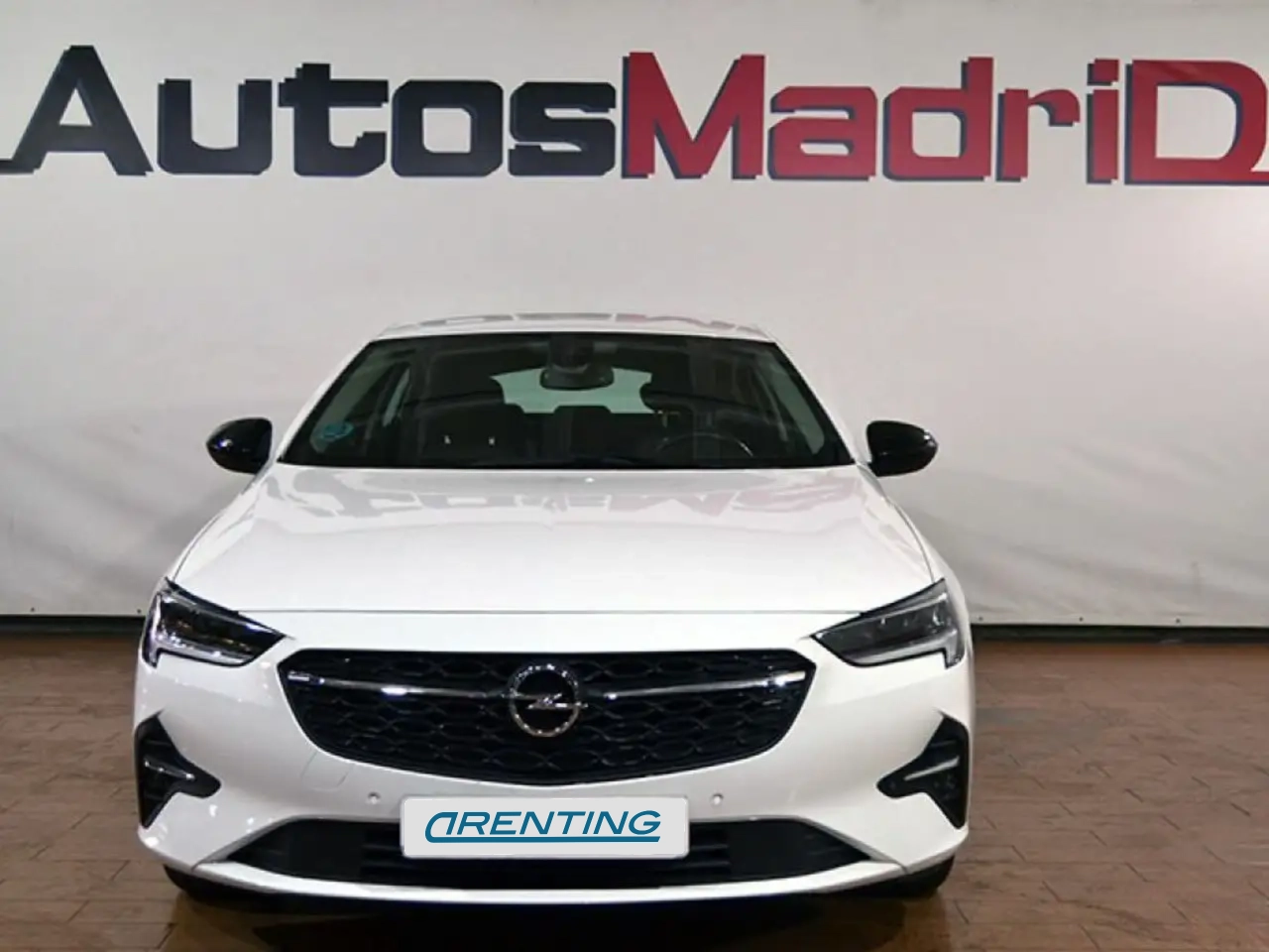 Renting Opel Insignia GS Edition 1.5D DVH 90kW (122CV) MT6 Blanco