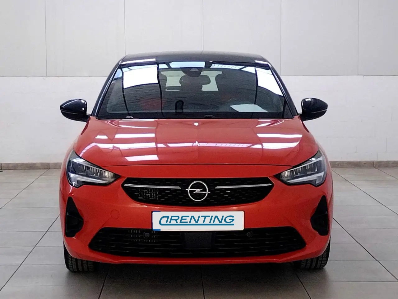 Renting Opel Corsa GS Line Rojo