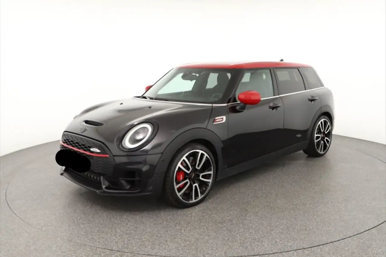 Renting MINI One Clubman John Cooper Works ALL4 Aut. Negro