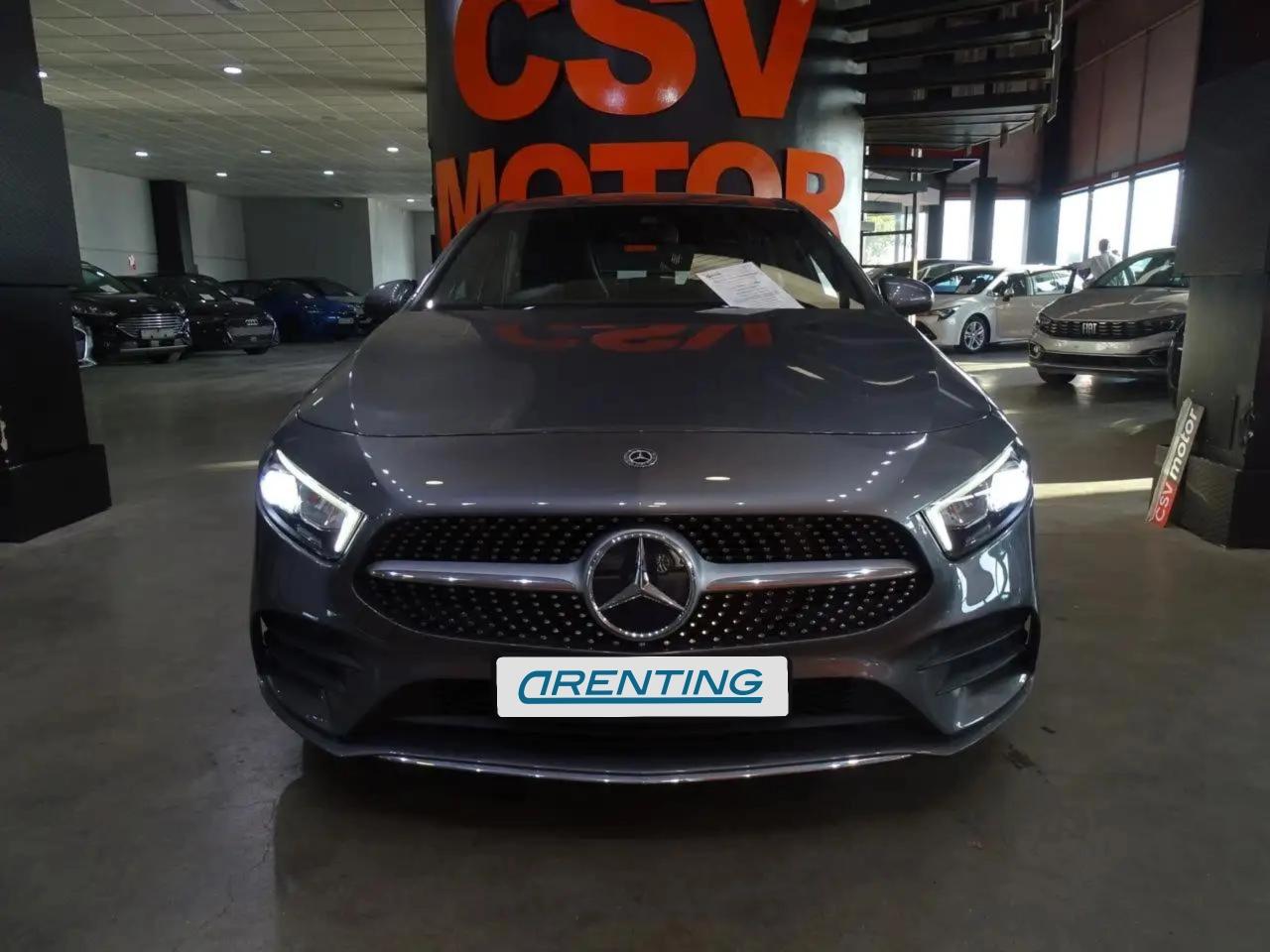 Renting Mercedes-Benz A 180 Gris 1 1